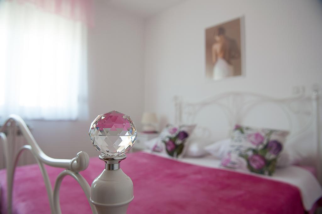 Apartment Marija Zára Szoba fotó
